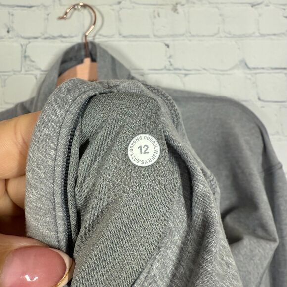 Lululemon Ready to Rulu Crop Sweater Women 12 Gray Pullover Funnel Neck Athletic - Picture 6 of 14